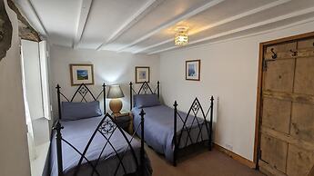 Stable Cottage - Braunton - Sleeps 4 - Pet Allowed