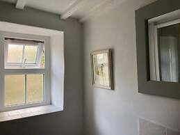 Stable Cottage - Braunton - Sleeps 4 - Pet Allowed