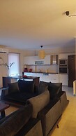 Modern Elegant Apt in Glyfada w Balcony