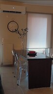 Modern Elegant Apt in Glyfada w Balcony