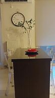 Modern Elegant Apt in Glyfada w Balcony