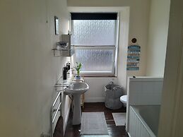 Hi Ho Steps Bowness On Windermere Apartment