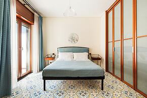 YourHome - Domus Apartment