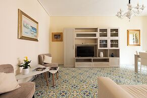 YourHome - Domus Apartment