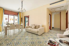 YourHome - Domus Apartment