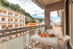 YourHome - Domus Apartment