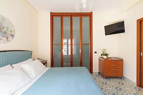 YourHome - Domus Apartment