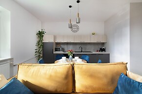 EASY RENT Apartments- KOSMOS