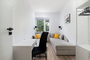 EASY RENT Apartments- KOSMOS