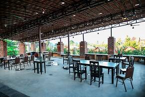 Satya Anantham Eco Retreat Mystic Hotels