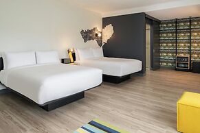 Aloft Sacramento Airport Natomas