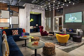 Aloft Sacramento Airport Natomas
