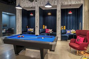 Aloft Sacramento Airport Natomas