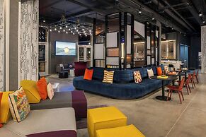 Aloft Sacramento Airport Natomas