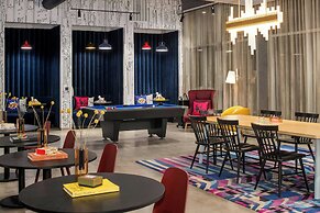 Aloft Sacramento Airport Natomas