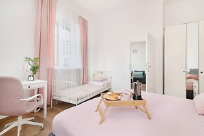 EASY RENT Apartments- OLD TOWN