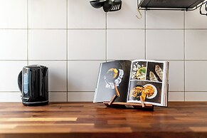 EASY RENT Apartments- OLD TOWN