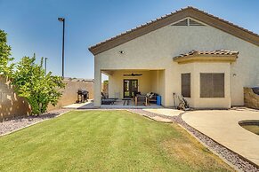 Heated Pool & Yard: Gilbert Getaway!
