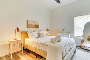 Heated Pool & Yard: Gilbert Getaway!