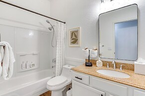 Gilbert Home w/ Private Pool & Yard!