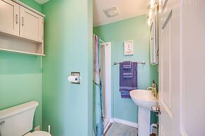 Pet-friendly Moclips Home: Walk to Mocrocks Beach!