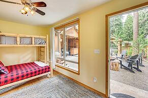 Cle Elum Cabin w/ Hot Tub, 4 Grills & Game Room!