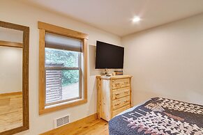 Cle Elum Cabin w/ Hot Tub, 4 Grills & Game Room!