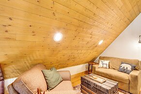 Cle Elum Cabin w/ Hot Tub, 4 Grills & Game Room!