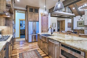 Luxe Tetonia Home w/ Tetons View, Close to Skiing!