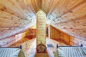 Remote Custer Cabin w/ Fire Pit & Near State Park!