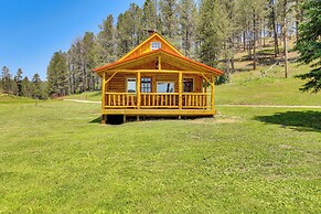 Remote Custer Cabin w/ Fire Pit & Near State Park!