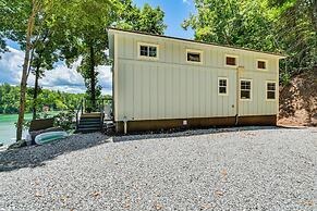 Boat Slip & Smokeless Fire Pit: Lake James Cottage