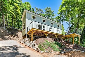 Boat Slip & Smokeless Fire Pit: Lake James Cottage