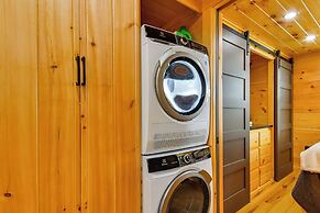 Boat Slip & Smokeless Fire Pit: Lake James Cottage