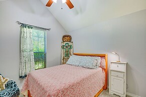 Sunny Stephenville Home w/ Pool: 4 Mi to Downtown