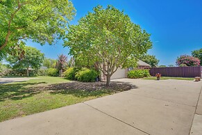 Sunny Stephenville Home w/ Pool: 4 Mi to Downtown