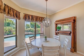 Sunny Stephenville Home w/ Pool: 4 Mi to Downtown