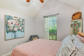 Sunny Stephenville Home w/ Pool: 4 Mi to Downtown