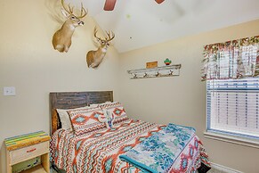 Sunny Stephenville Home w/ Pool: 4 Mi to Downtown