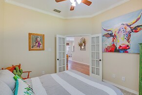 Sunny Stephenville Home w/ Pool: 4 Mi to Downtown