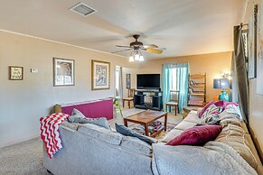 Elfrida Home w/ Yard & Fire Pit: 14 Mi to Wineries