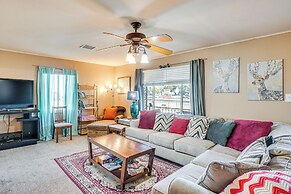 Elfrida Home w/ Yard & Fire Pit: 14 Mi to Wineries