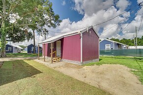 Pet-friendly Picayune Tiny Home ~ 4 Mi to Downtown