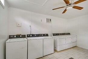 Cozy Picayune Tiny Home Rental ~ 4 Mi to Downtown!