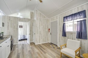 Picayune Tiny Home Rental ~ 11 Mi to Space Center!