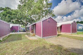 Pet-friendly Picayune Tiny Home Near Space Center!