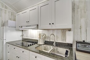 Pet-friendly Picayune Tiny Home Near Space Center!