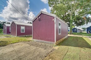 Pet-friendly Picayune Tiny Home Near Space Center!