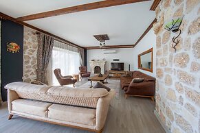 Sea View Villa - Private Pool- 7 min to Beach