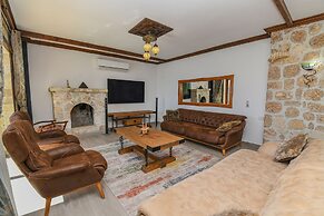 Sea View Villa - Private Pool- 7 min to Beach